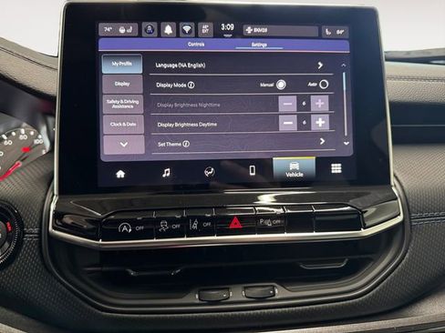 New 2026 Jeep Compass Limited image 12