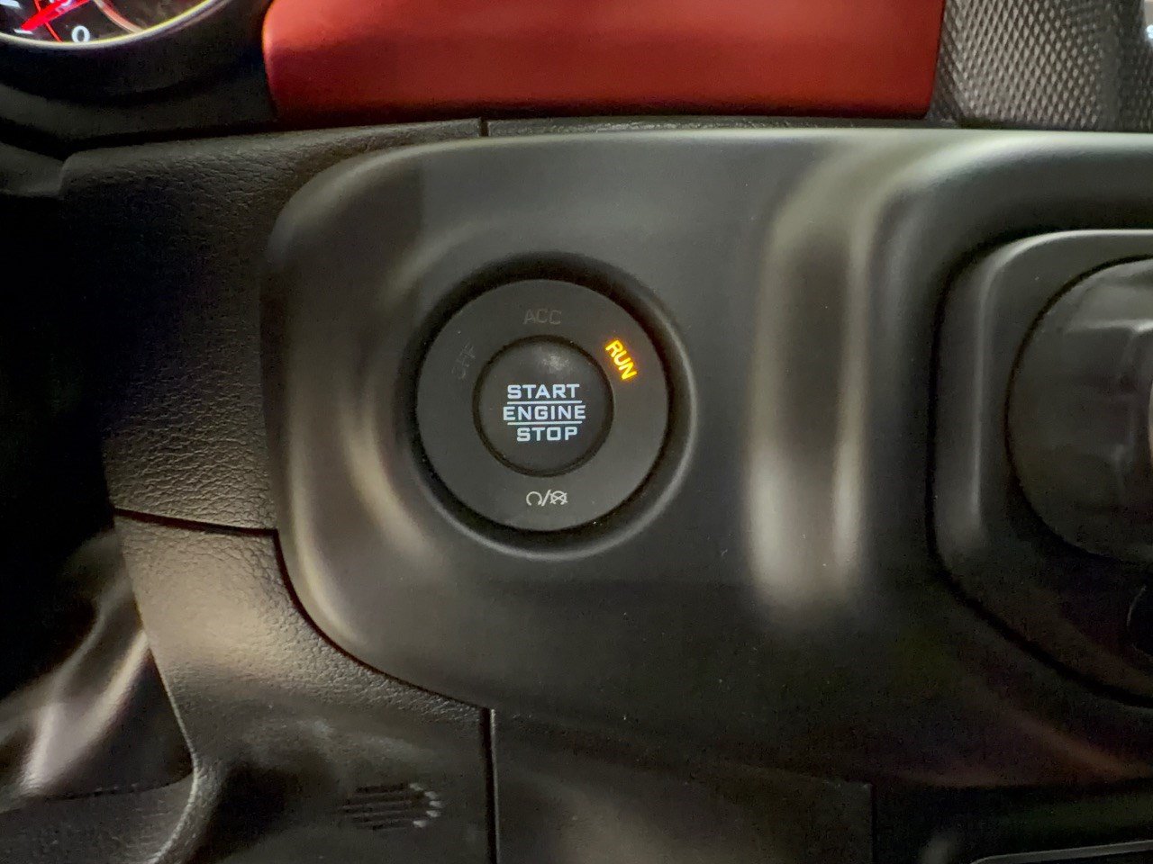 Used 2022 Jeep Gladiator Rubicon w/ Cold Weather Group AWD/4WD image 20