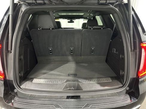 Used 2021 GMC Yukon Denali AWD/4WD image 12