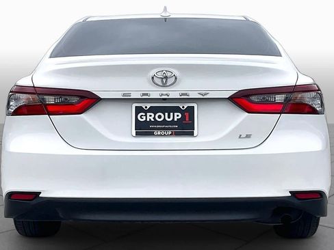 Used 2024 Toyota Camry LE FWD image 5