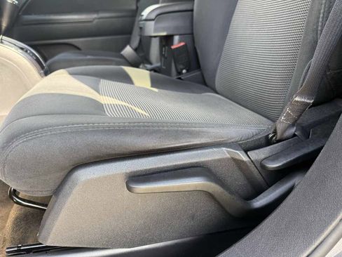 Used 2016 Jeep Patriot Latitude FWD image 11