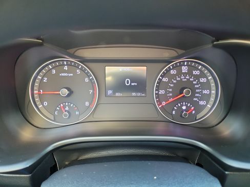 Used 2020 Kia Forte LXS FWD image 24