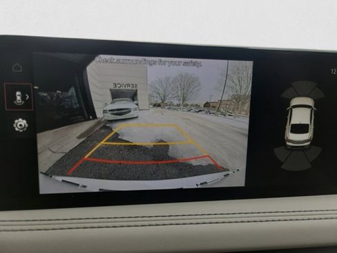 Used 2023 Genesis G70 2.0T w/ Sport Prestige Package image 18