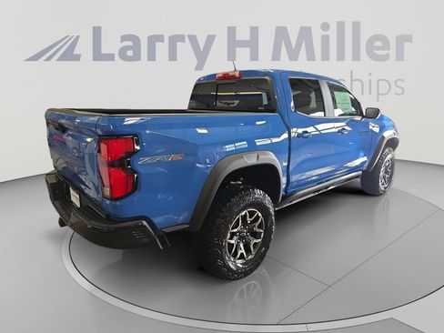 New 2026 Chevrolet Colorado ZR2 w/ Technology Package AWD/4WD image 8
