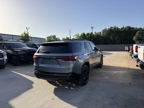 Used 2023 Chevrolet Traverse Premier w/ Redline Edition FWD image 5