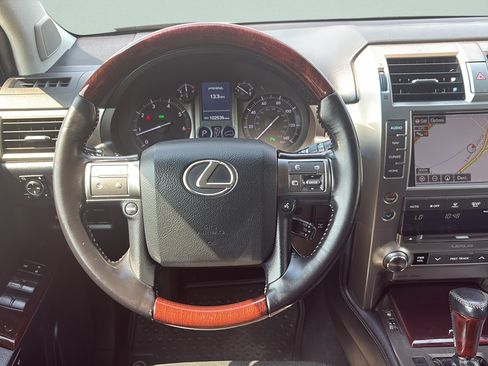 Used 2017 Lexus GX 460 Premium AWD/4WD image 12