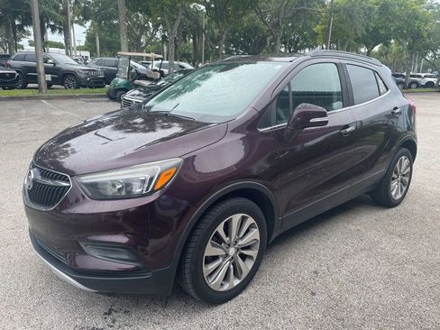 Used 2018 Buick Encore Preferred FWD image 1