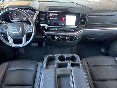 Used 2025 GMC Sierra 1500 SLT image 13