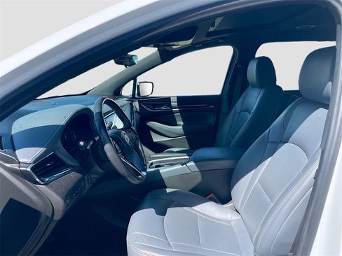 Used 2022 Buick Enclave Premium w/ Experience Buick Package image 11