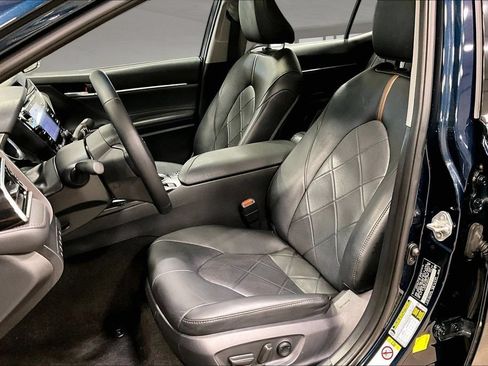 Used 2018 Toyota Camry XLE w/ Audio Package FWD image 21