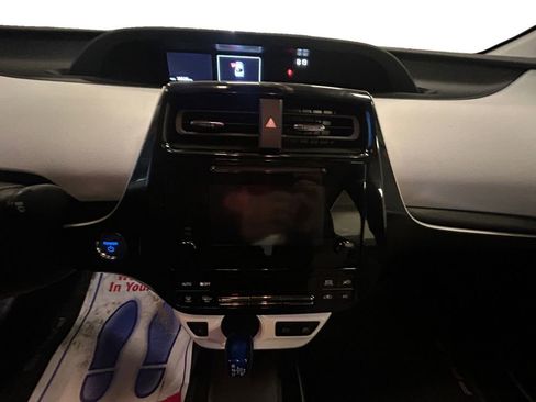 Used 2017 Toyota Prius Two w/ Prius Two Safety Plus Package image 10