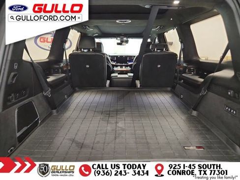 Used 2022 Jeep Grand Wagoneer Series III image 10