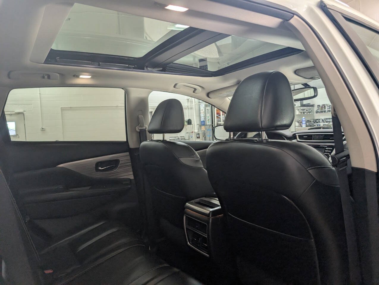 Used 2016 Nissan Murano SL AWD/4WD image 23