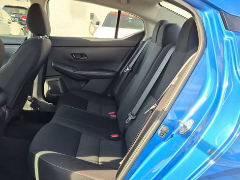 Used 2024 Nissan Sentra SV FWD image 27