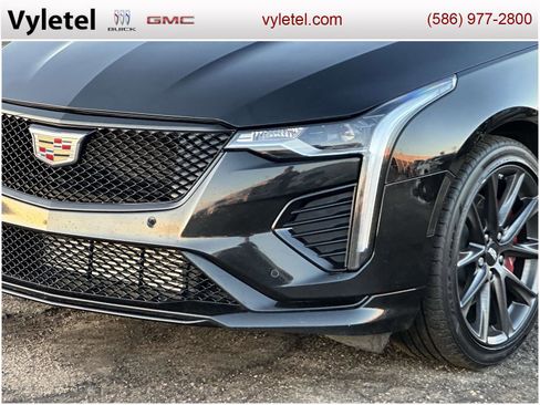 Used 2023 Cadillac CT4 V w/ Technology Package image 6