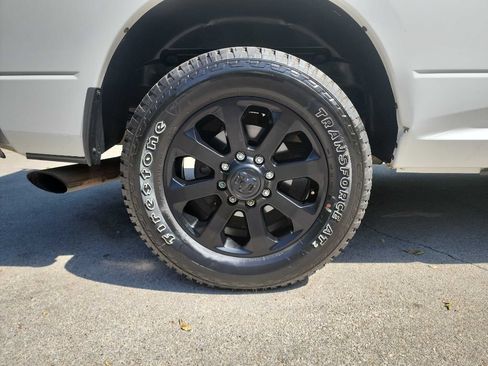 Used 2012 RAM 2500 ST w/ Chrome Appearance Group RWD image 12