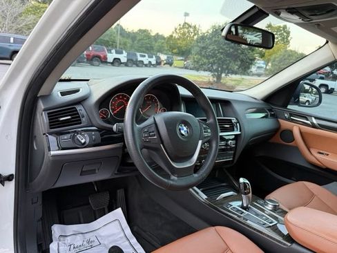Used 2017 BMW X3 sDrive28i RWD image 16