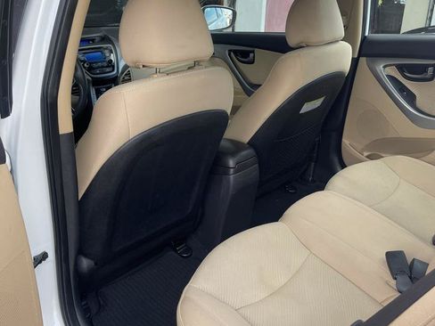 Used 2013 Hyundai Elantra GLS w/ Preferred Pkg FWD image 13