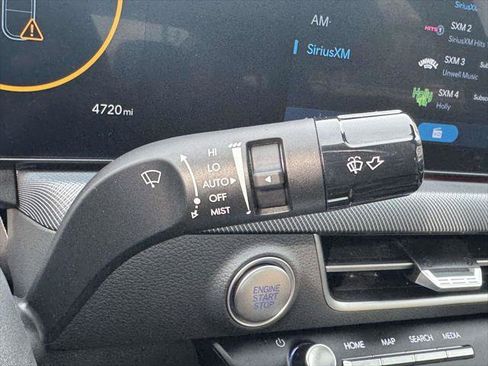 Used 2025 Hyundai Sonata Limited FWD image 22