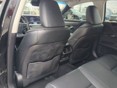 Used 2021 Lexus ES 250 w/ Premium Package image 22