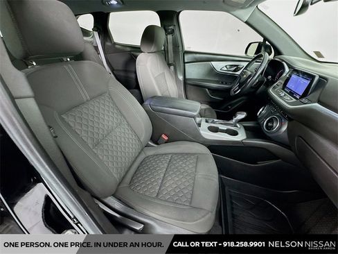 Used 2020 Chevrolet Blazer LT image 27