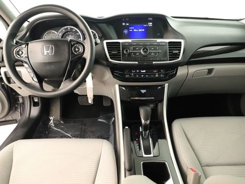 Used 2016 Honda Accord LX image 18