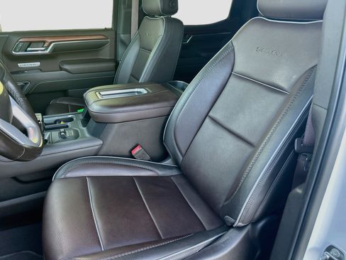 Used 2022 GMC Sierra 1500 Denali AWD/4WD image 22