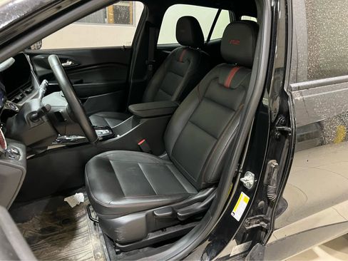 Used 2024 Chevrolet Trax RS w/ Driver Confidence Package image 12