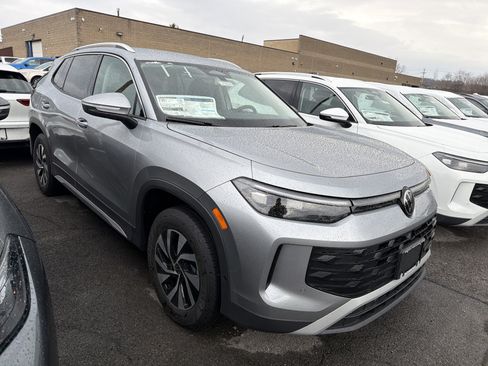 New 2026 Volkswagen Tiguan S AWD/4WD image 2