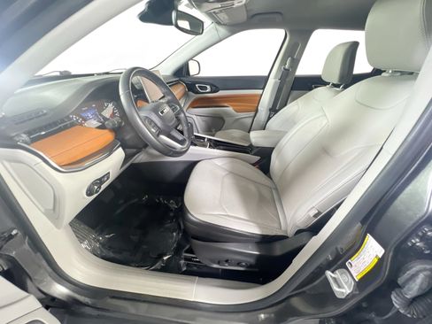 Used 2022 Jeep Compass Limited AWD/4WD image 19