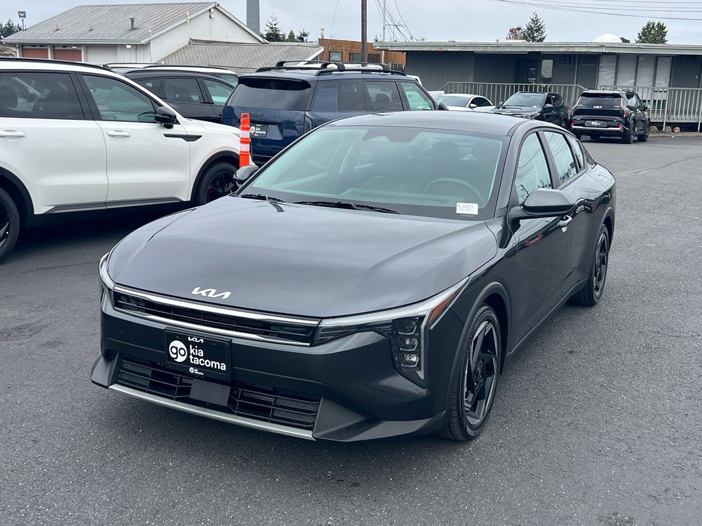 Used 2025 Kia K4 EX FWD image 3