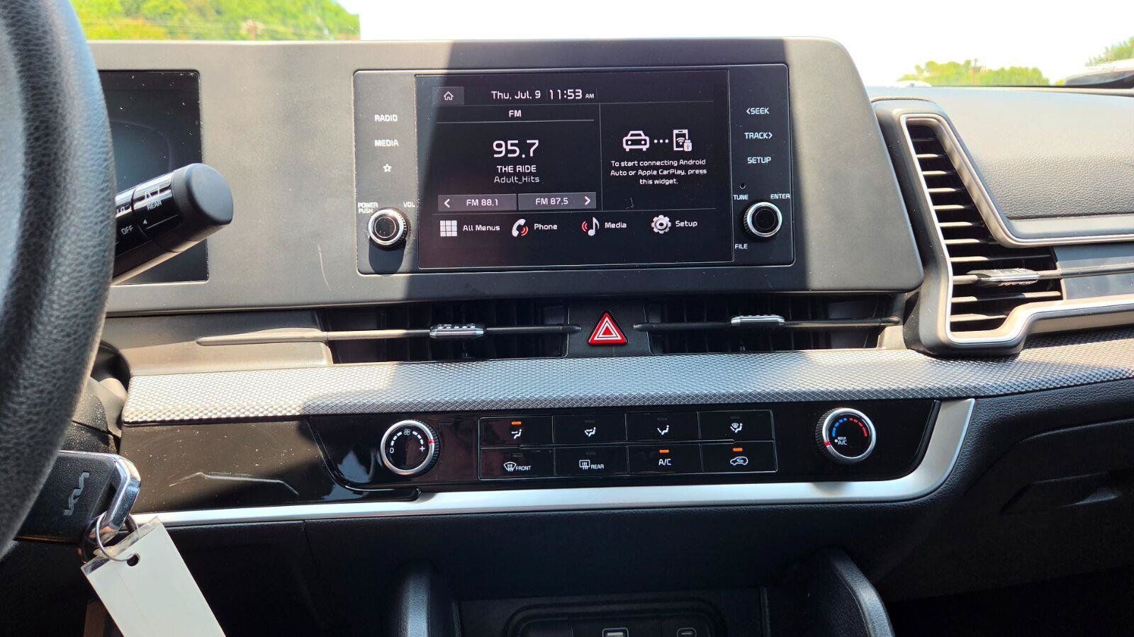 Used 2023 Kia Sportage LX FWD image 28