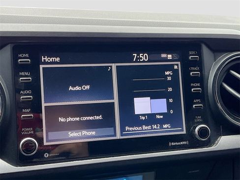 Used 2022 Toyota Tacoma TRD Sport image 13