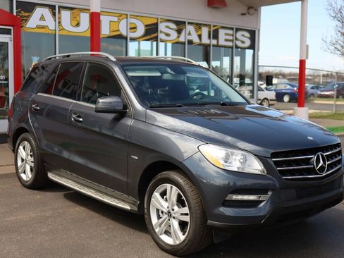 Used 2012 Mercedes-Benz ML 350 4MATIC image 3