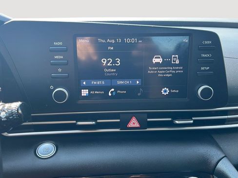 Used 2023 Hyundai Elantra SEL FWD image 23