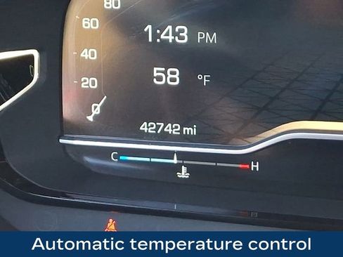 Used 2023 GMC Yukon Denali w/ Max Trailering Package AWD/4WD image 6