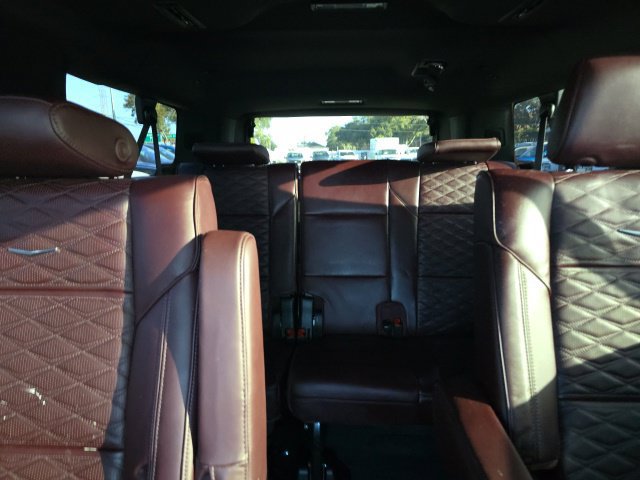 Used 2026 Cadillac Escalade ESV Sport w/ Touring Package AWD/4WD image 17