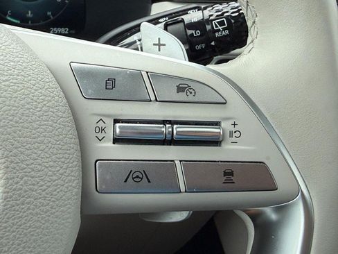 Used 2023 Hyundai Palisade Limited FWD image 18