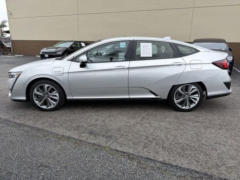 Used 2018 Honda Clarity Plug-In Hybrid image 7