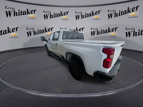 Used 2024 Chevrolet Silverado 2500 Custom w/ Custom Value Package image 6