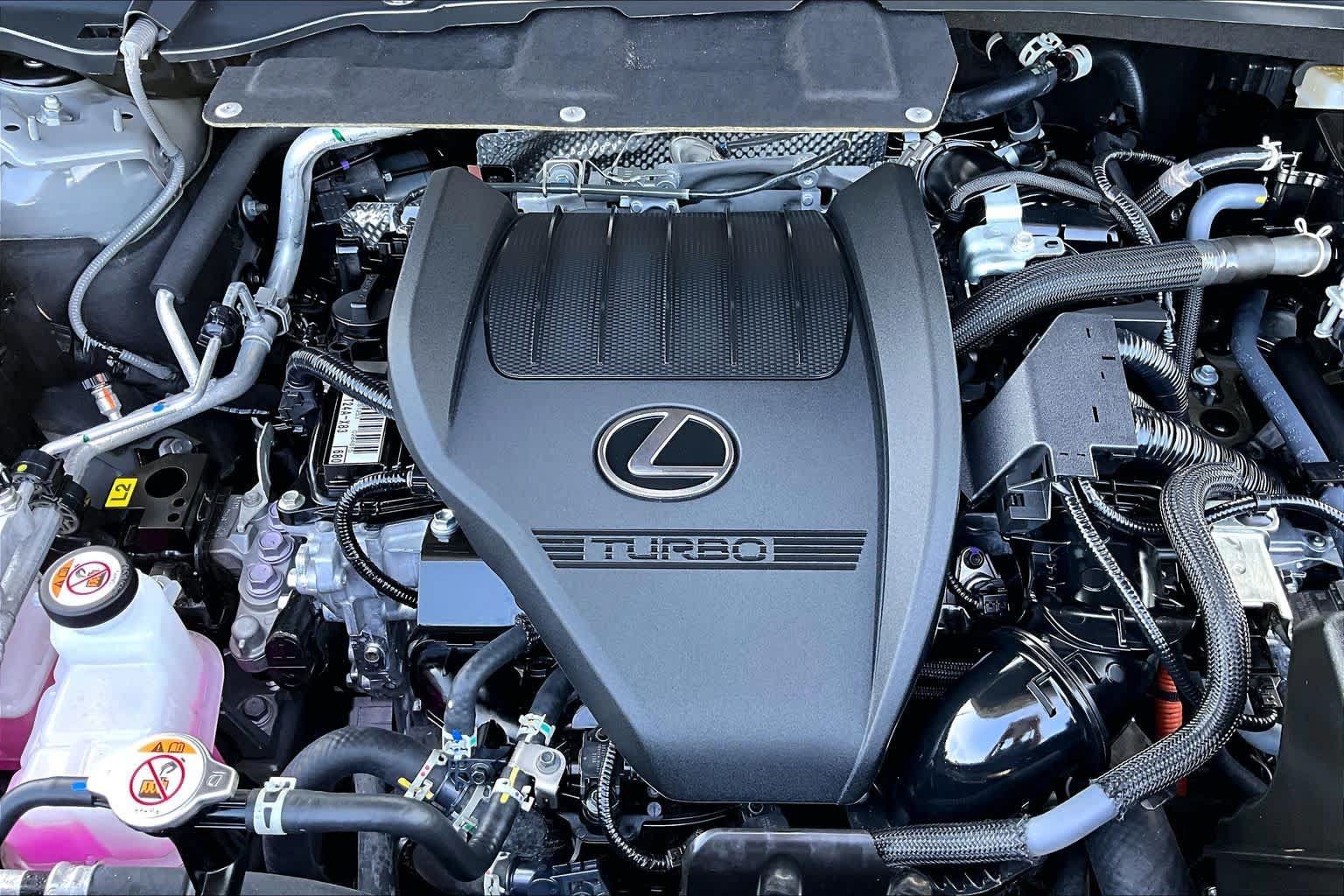 Used 2026 Lexus TX 500h AWD w/ Technology Package image 33