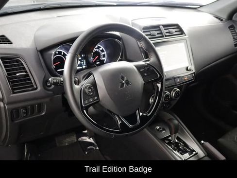 Used 2025 Mitsubishi Outlander Sport AWD image 17