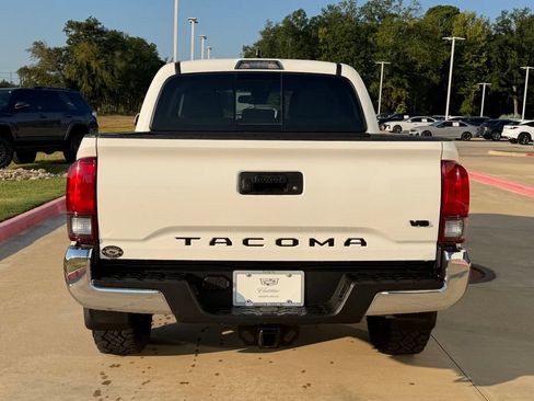 Used 2023 Toyota Tacoma SR5 RWD image 6
