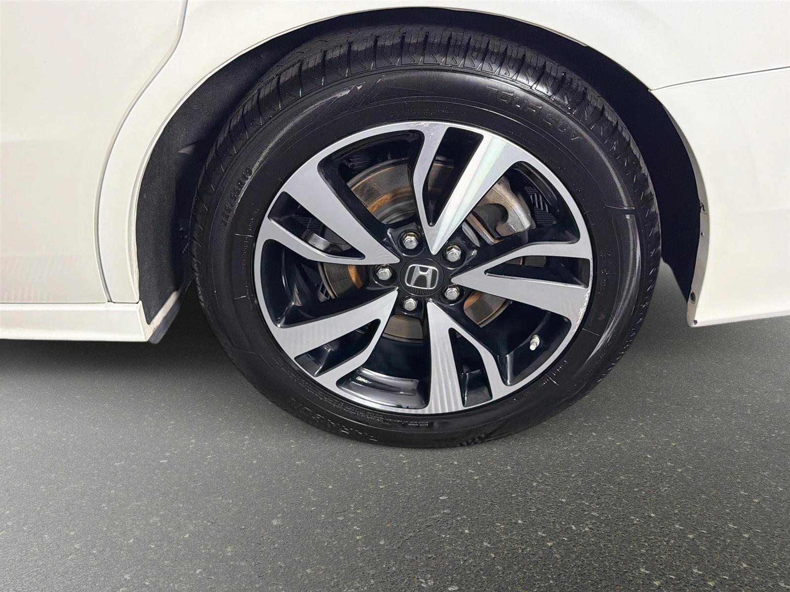 Used 2019 Honda Odyssey Elite image 34
