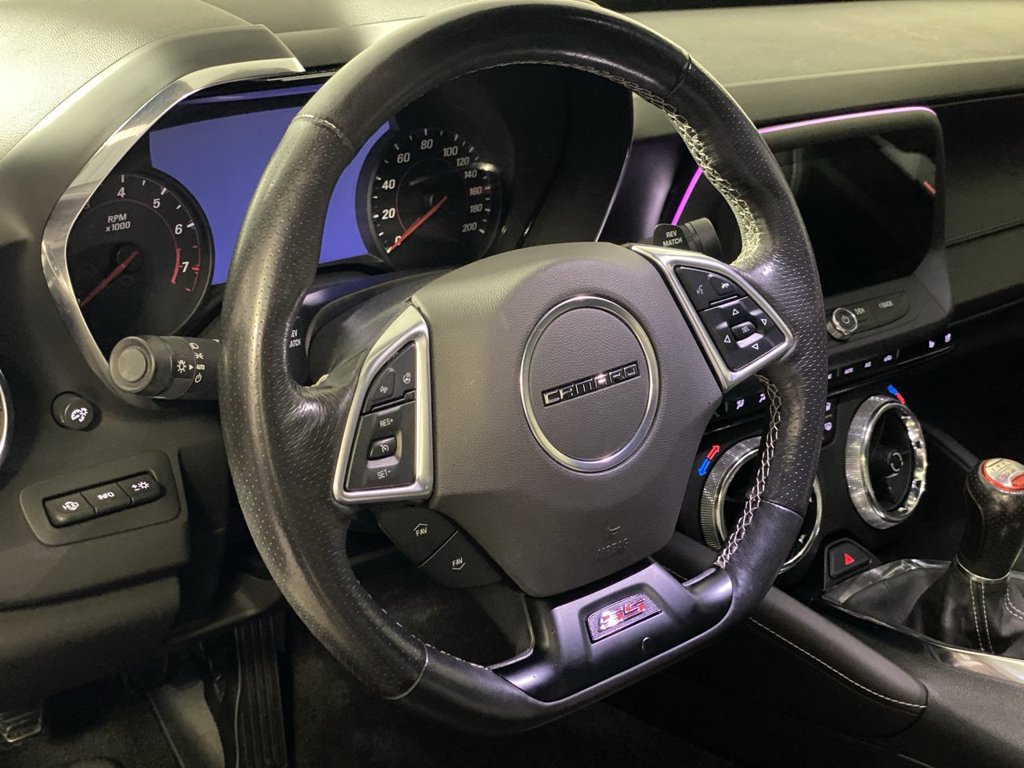 Used 2020 Chevrolet Camaro SS RWD image 16