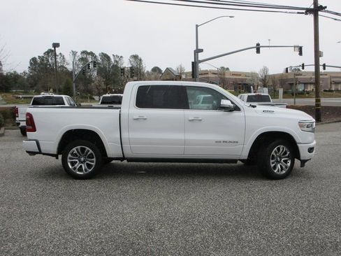 Used 2021 RAM 1500 Limited image 3