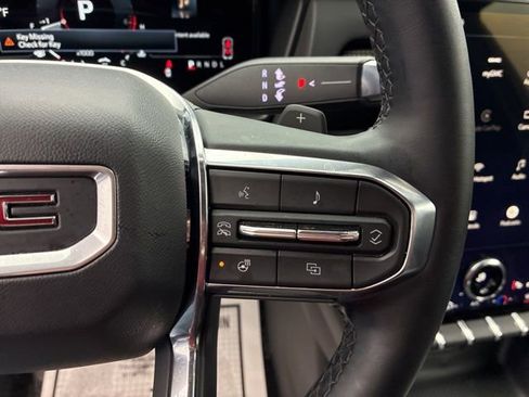 Used 2025 GMC Terrain Elevation image 12
