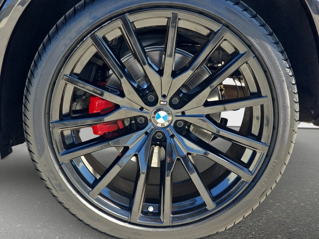 Used 2025 BMW X5 sDrive40i w/ M Sport Package RWD image 37