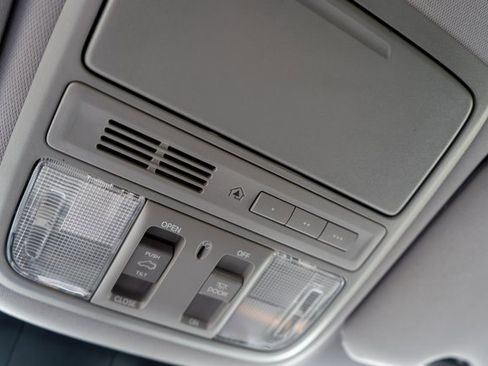 Used 2017 Honda CR-V EX-L image 37