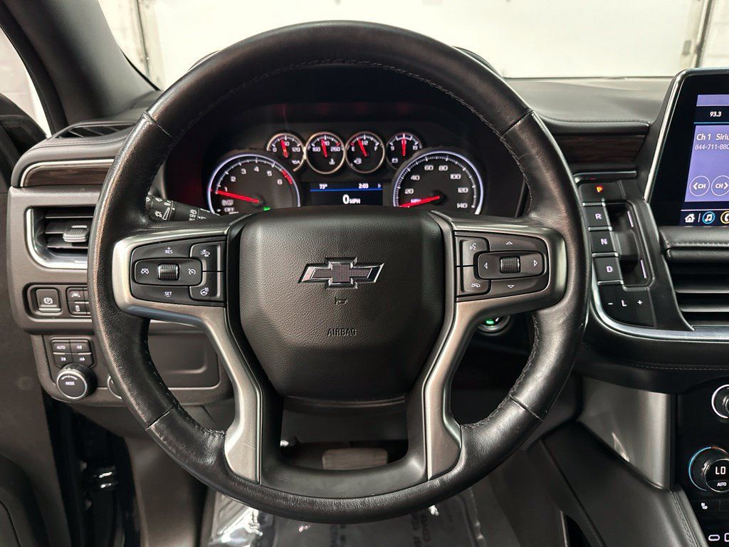 Used 2021 Chevrolet Tahoe Z71 w/ Luxury Package AWD/4WD image 13
